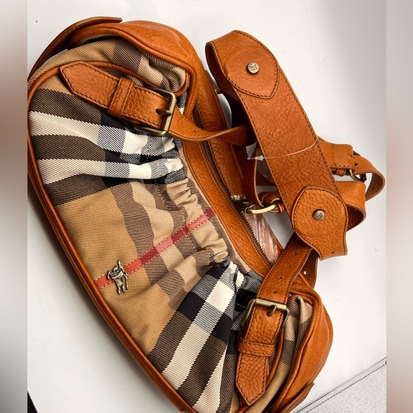 Burberry House Check Shoulder bag - Picture 2 of 12